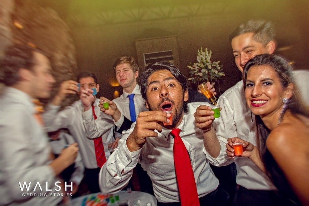 tomando shots de tequila en boda casa santo domingo