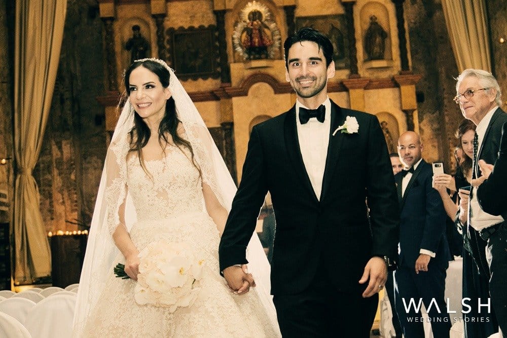 antigua guatemala photogpahers walsh wedding stories