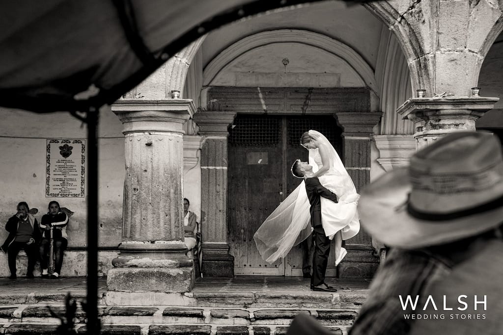 antigua guatemala weddings-wedding photos in antigua central park