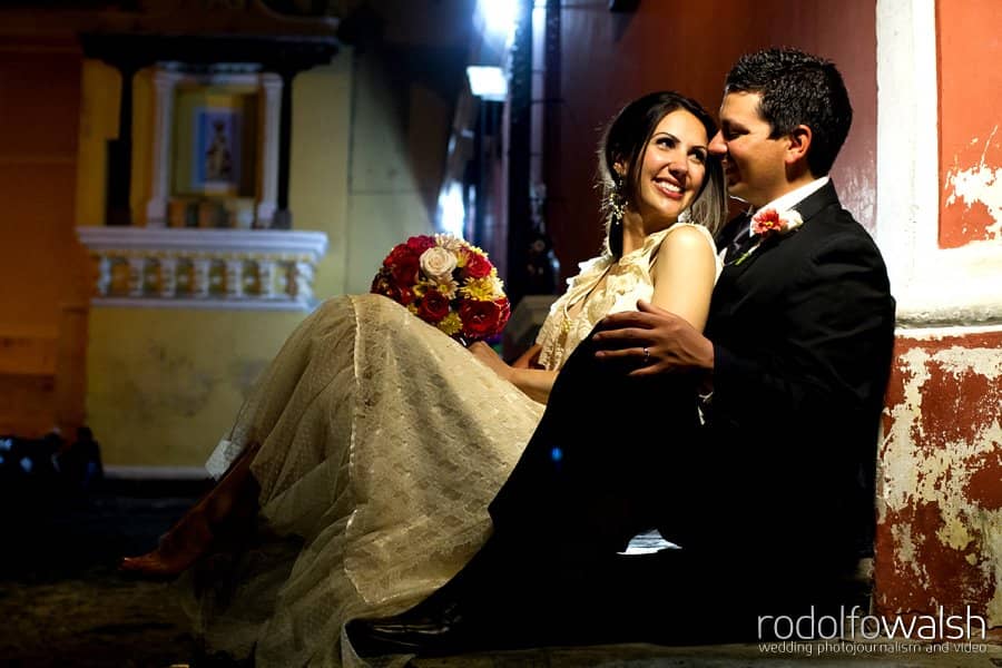 san-jose-el-viejo-antigua-guatemala-wedding-photographer-rodolfo-walsh (16) streets of antigua wedding photos by walsh wedding stories